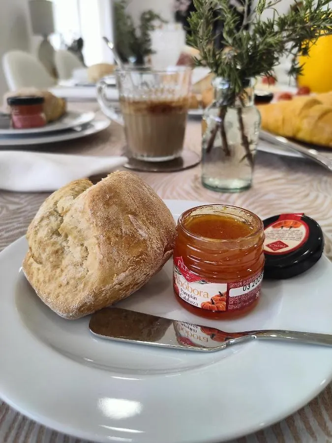 Embaixada Da Vila Cascais Bed & Breakfast